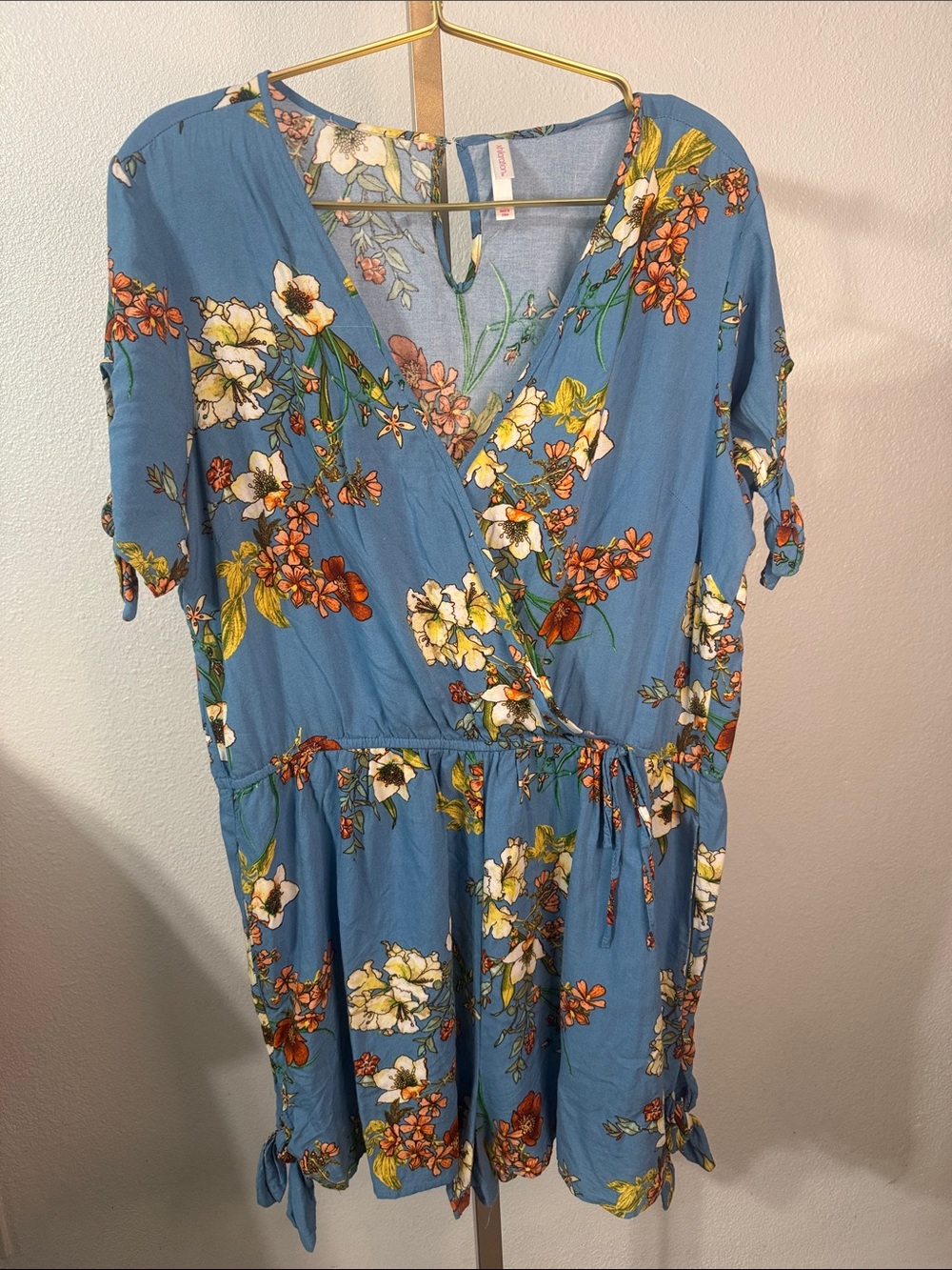Floral Wrap V-Neck Blue Women’s Romper- size XL